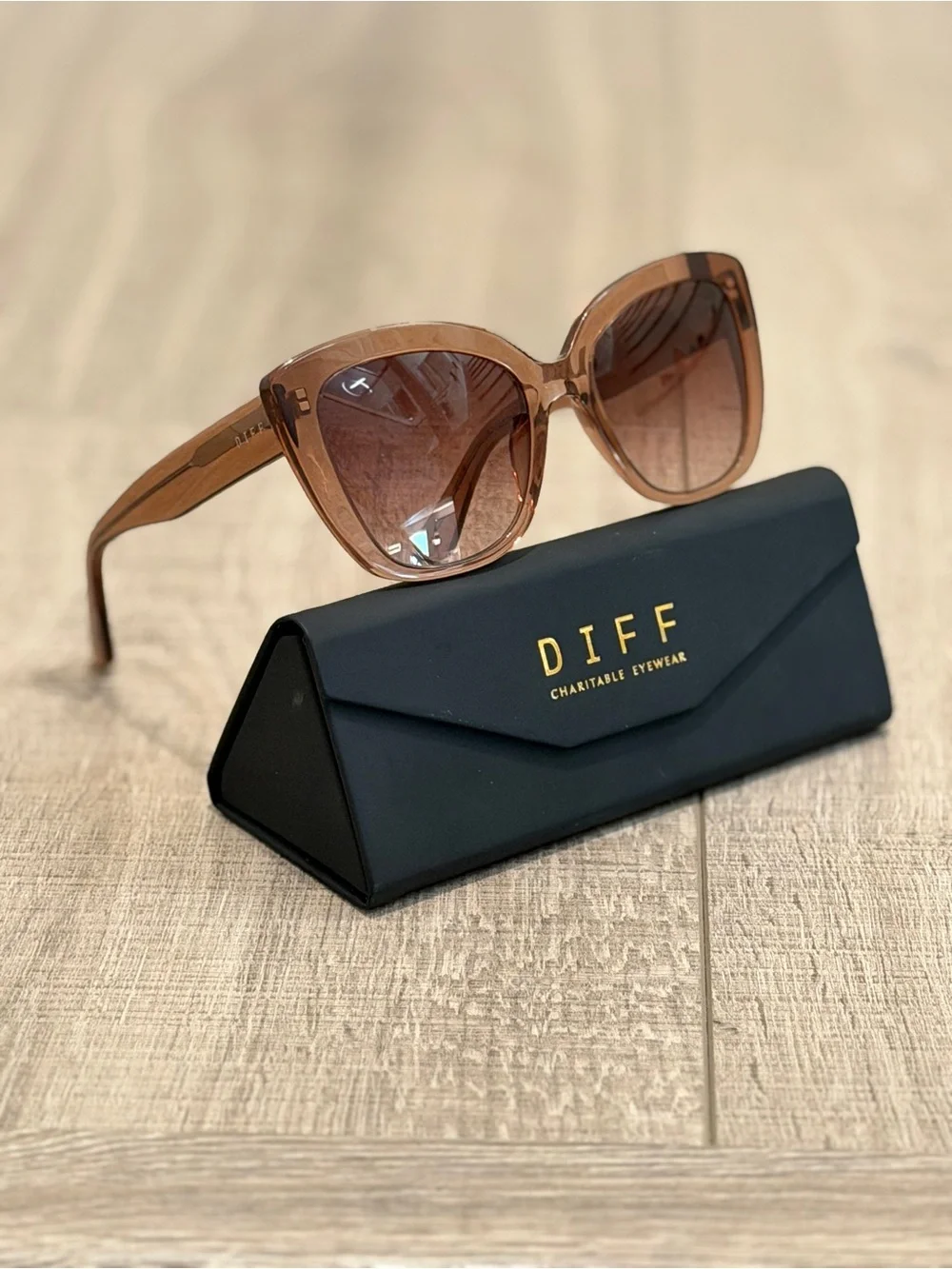 DIFF EYEWEAR- Aurora Sunglasses
